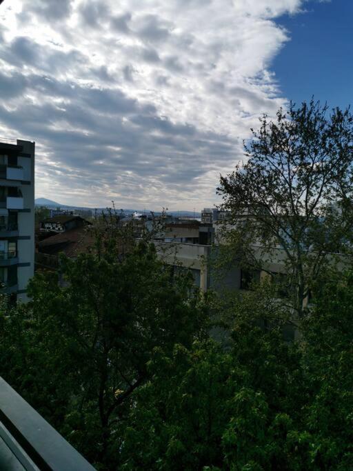 Cozy Luminous Apartment Thessaloniki Exterior foto